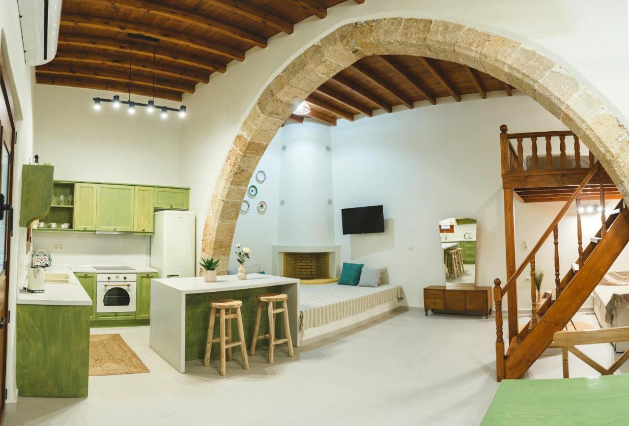 Aesthisis Sensational Accommodation Archangelos อาร์คานเยโลส ภายนอก รูปภาพ